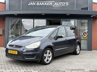 Ford S-MAX 2.0-16V ✅ 17 inch ✅ All Season banden ✅ Airco ✅ Cruise ✅