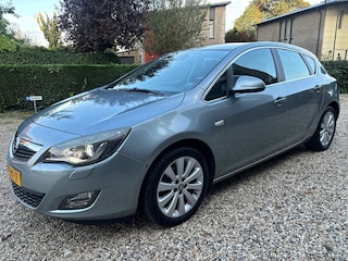 Opel Astra 1.6 Cosmo