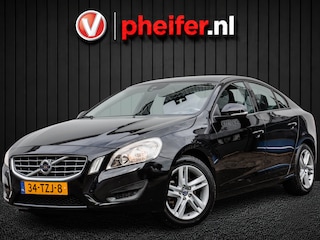 Volvo S60 1.6 T3 150pk Kinetic Trekhaak/ Cruise control/ Full map navigatie/ Tel. bluetooth/ Pdc