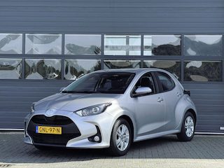 Toyota Yaris 1.5 HYBRID 115 ACTIVE I AUTOMAAT I APPLE CARPLAY I P-CAMERA I ADAPTIVE CRUISE CONTROL