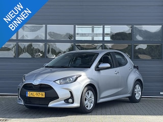 Toyota Yaris 1.5 HYBRID 115 ACTIVE I AUTOMAAT I APPLE CARPLAY I P-CAMERA I ADAPTIVE CRUISE CONTROL
