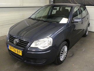 Volkswagen Polo 1.4-16V Optive - Automaat - Airco