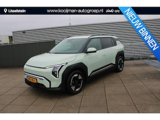 Kia EV3 Plus 81.4 kWh STOEL- & EN STUURVERWARMING, NAVIGATIE, EXTRA GETINT GLAS