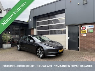 Tesla Model 3 RWD 60 kWh TREKHAAK/PANO *ALL-IN PRIJS*