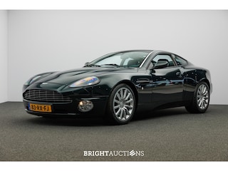 Aston Martin Vanquish 5.9 V12