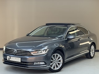 Volkswagen Passat 1.4 TSI ACT Highline, 150Pk, 2015, Panoramadak, Origineel Nederlands, Digitale tellers, Stoelverwarming, Climate control, Parkeersensoren, Camera, LED koplampen,
