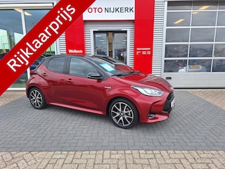 Toyota Yaris 1.5 Hybrid Style Bi-Tone Limited