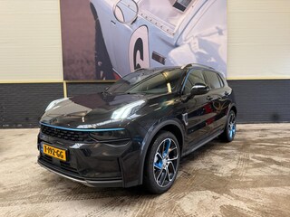 Lynk & Co 01 1.5Plug-In Hybrid 262PK|Zwarte hemel|360 camera|MY2024|