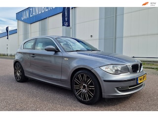 BMW 116i Business Line PSENSOR NAVI CRUISE 2 X SLEUTELS