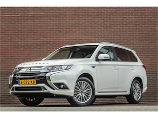 Mitsubishi Outlander 2.4 PHEV Intense, Full LED, Trekhaak, Camera, Half leder, Carplay, Stoelverwarming, DAB+.