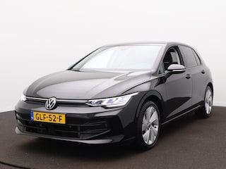 Volkswagen Golf 1.5 TSI Life Edition Sfeerverlichting - Camera - 17 Inch - Apple Carplay/Android Auto