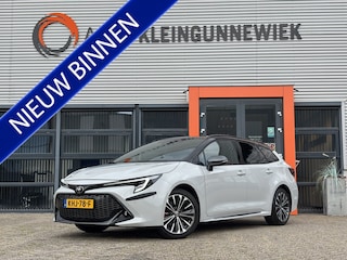 Toyota Corolla Touring Sports Hybrid 200 GR Sport / Applecarpplay/AndroidAuto / Camera / Sportstoelen / Stoel en stuurverwarming /