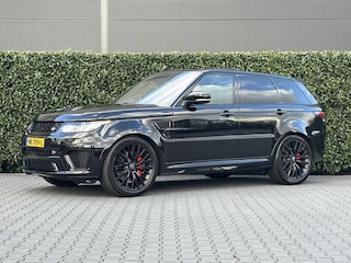 Land Rover Range Rover Sport 5.0 V8 Supercharged SVR, PANORAMADAK, MERIDIAN SOUND, CARBON, LEDER, ALCANTARA HEMEL, NAVIGATIE, LANE ASSIST, CRUISE CONTROL, CLIMATE CONTROL, BLIND SPOT, CAMERA, STOEL/STUURVERWARMING, ACHTERBANK VERWARMD, LICHTMETAAL 22"