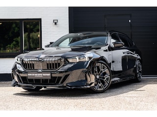 BMW 5-serie Touring 530e M Sport PRO 360 H&K HUD Trekhaak