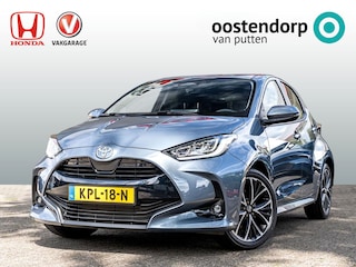 Toyota Yaris Full Hybrid Dynamic Plus Automaat | Celestite Grey Metallic | Dodehoeksensoren | Apple Carplay | Stoel-Stuurverwarming | PDC v/a | Nieuwstaat