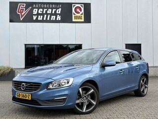 Volvo V60 1.6 T3 Momentum EX BPM EXPORT NAV CRUISE TREKHAAK
