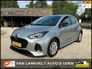 Mazda 2 1.5 Centre-line Apple car play, Camera, Stoelverwarming,Led