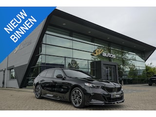 BMW 5-serie Touring 550e 490pk M-sport xDrive Panoramadak *BTW* Bowers&Wilkins Trekhaak Head-up M-perfomance look