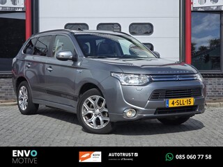 Mitsubishi Outlander 2.0 PHEV Instyle 4WD/Pano/Navi/Trekhaak
