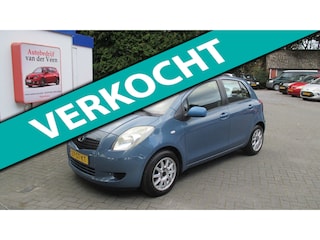 Toyota Yaris 1.3 VVTi Sol MMT