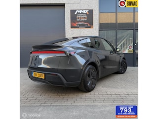 Tesla Model Y Long Range RWD