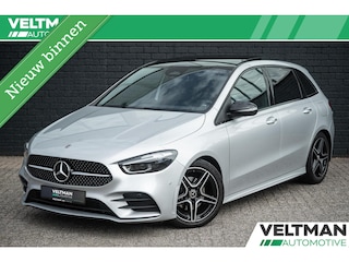 Mercedes-Benz B-klasse 180 AMG LINE PANORAMADAK TREKHAAK HEAD UP 360 CAMERA STOELVERWARMING