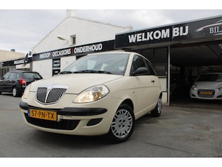 Lancia Ypsilon 1.2 / APK Nieuw / Elektrische ramen