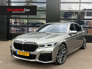 BMW 745e M-Sport Schuifdak Donington Grau