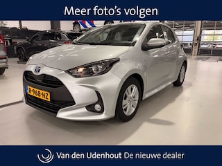 Toyota Yaris 1.5 Hybrid Active / Climate Control / Apple Carplay / Camera