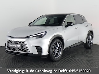 Lexus LBX 1.5 Business Line 2WD | Dodehoek detectie | Stuur- & Stoelverwarming | Navigatie | Parkeersensoren