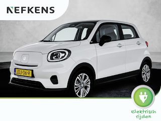 Leapmotor T03 Design 37.3 kWh 95pk | 265km WLTP Actieradius | Navigatie | Panoramadak | Achteruitrijcamera | Adaptieve Cruise Control | Climate Control | Parkeersensoren | Bluetooth | Keyless start | Volledig digitaal instrumentenpaneel | 15" Lichtmetalen velgen |