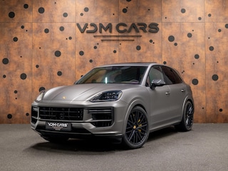 Porsche Cayenne 4.0 Turbo E-Hybrid | PCCB | Carbon | Burmester | Massage | PDCC | InnoDrive |