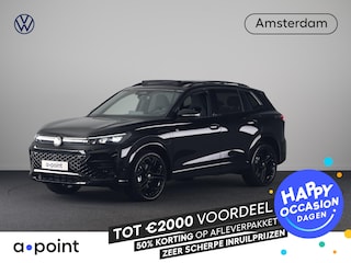 Volkswagen Tiguan 1.5 eHybrid R-Line Edition 204 pk Automaat (DSG) | Verlengde garantie | Navigatie | Panoramadak | Trekhaak (wegklapbaar) | Parkeersensoren (Park assist) | Rondomzicht camera | R-Line |