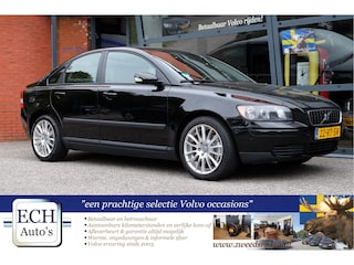 Volvo S40 2.4 140 pk, Trekhaak, 17 inch