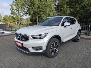 Volvo XC40 Inscription T4 | 190PK | LED | Trekhaak | Camera | Leer | Navi | Stoelverw. | 18" R-Design Diamond | ECC | ACC