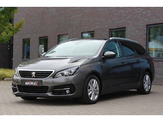 Peugeot 308 SW 1.2 PureTech Blue Lease Executive