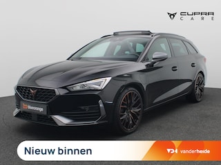 Cupra Leon 1.4 e-Hybrid VZ Performance 245PK DSG SOH 94,13%, Panoramadak, Keyless, 19", Side Assist, Stoel-Stuurverwarming, Achteruitrijcamera, Navi