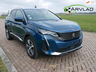 Peugeot 3008 1.5 BlueHDi Allure EAT8 NAVI CLIMA CAMERA ** 11599 NETTO **
