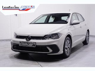 Volkswagen Polo 1.0 TSI Life Apple Carplay Airco PDC V+A Stoelverwarming LED LMV "15"
