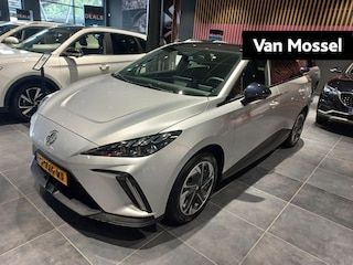 MG 4 Luxury 64 kWh | 360 camera | Stoel + Stuurverwarming | ACC | Zwart dak |