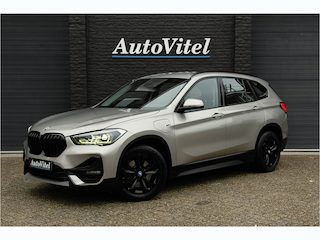 BMW X1 xDrive25e | Leder | Camera | Head-Up | Stoelverwarming | LED