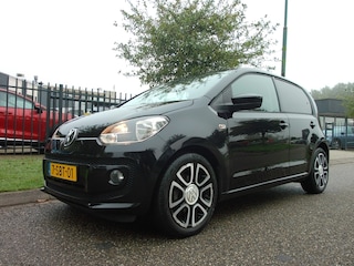 Volkswagen Up 1.0 60PK High up!