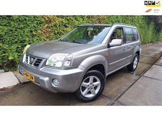 Nissan X-Trail 2.0 Luxury