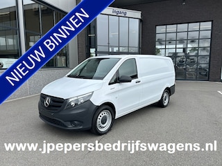 Mercedes-Benz Vito 112 L2 60 kWh / Snel laden 80kw / Camera / Parkeersensoren / Airco / Cruise control / Carplay navigatie / Achterdeuren
