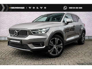 Volvo XC40 1.5 T5 Recharge Inscription | Plug-in Hybrid (PHEV) | Trekhaak | Achteruitrijcamera | Parkeersensoren | Keyless Entry | Elektrische Achterklep | Elektrisch Verstelbare Voorstoelen | Lederen Bekleding | Stoelverwarming | Cruise Control Adaptief | BLIS | Navigatie | Apple Carplay | Android Auto