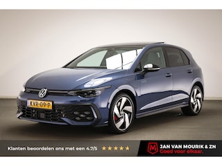 Volkswagen Golf 1.5 eHybrid GTE | LEDER | PANORAMADAK | HEAD UP | STOELVENTILATIE | STUURVERWARMING | TREKHAAK | 18"