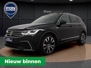 Volkswagen Tiguan 1.5 TSI R-Line | Pano Dak | Trekhaak | Camera | Side Assist | ACC | Elek. Achterklep | Stuur-/Stoelverwarming | Matrix LED | 20'' |