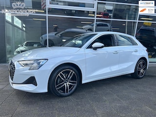 Audi A3 SPORTBACK 30 TFSI Advanced edition Facelift model!