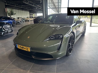 Porsche Taycan 79 kWh | PANORAMA | PTS COLOR BLACK OLIVE | BIJRIJDERS DISPLAY | 95 % SOH | PORSCHE ELECTRIC SOUND | SPORT CHRONO | MEMORY | AMBIENTE LIGHT | 21 INCH RS SPYDER | LUCHTVERING | PASM| SURROUND VIEW |