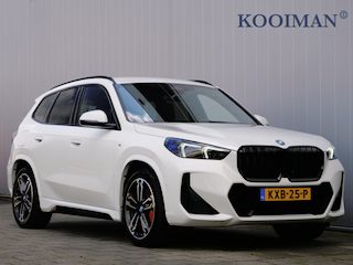 BMW X1 xDrive25e M-Sport Pro 245 Pk Automaat Navi / DAB / Apple Carplay / Camera's / Stoelverwarming